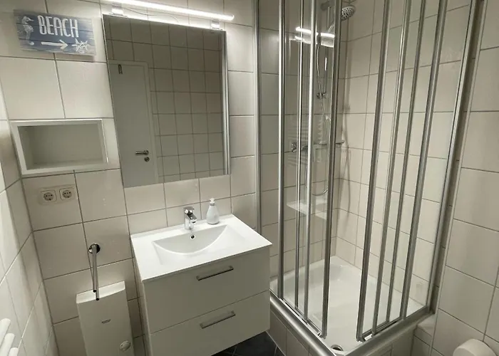 Апартаменты Yachthafenresidenz-wohnung-6206-833 *